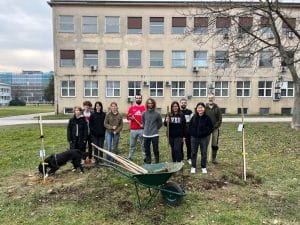 Action de plantation par le CLEF de l’Université de Zagreb