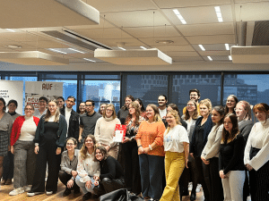 Neige Sinno, lauréate du Choix Goncourt de la Belgique 2023 pour « Triste Tigre »