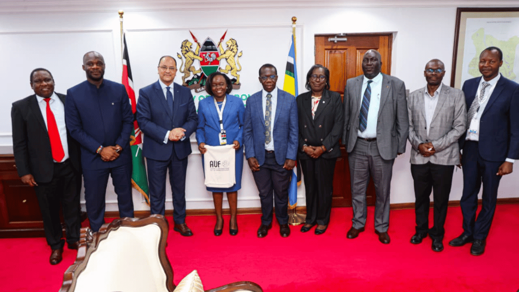 Rencontre entre la ministre de l'Environnement du Kenya et le Recteur de l'AUF - avec la délégation