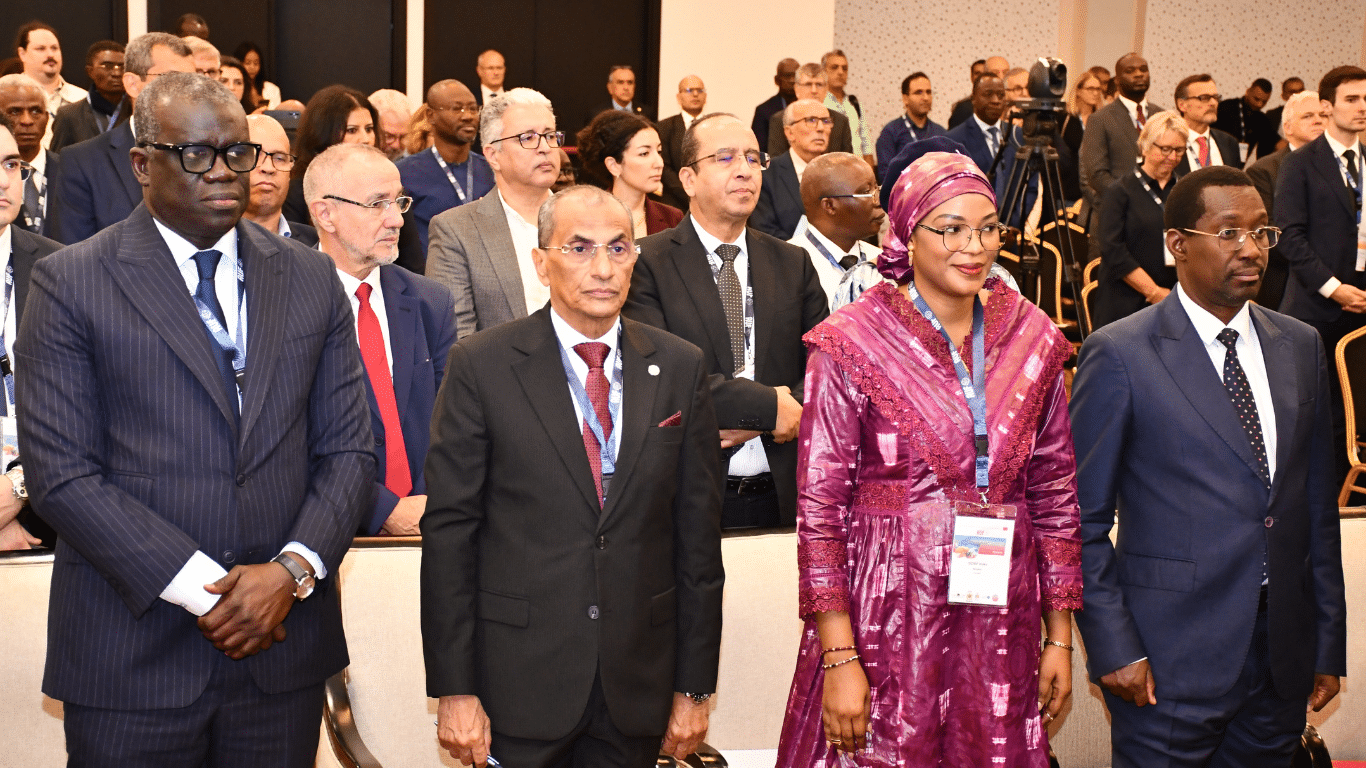 Les officiels pendant l'ouverture officielle de la SMFS