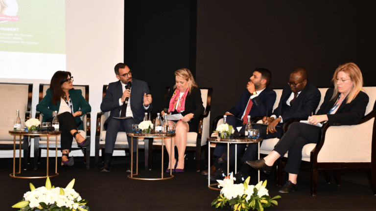Table ronde sur les industries créatives et culturelles